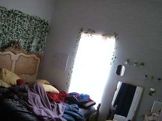 voyeurcam-hornyhostel-03