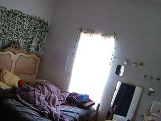 voyeurcam-hornyhostel-03