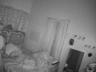 voyeurcam-hornyhostel-03