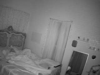 voyeurcam-hornyhostel-03