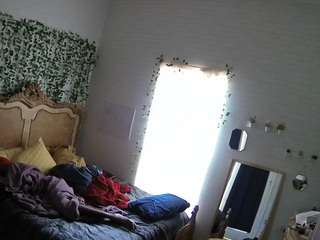 voyeurcam-hornyhostel-03