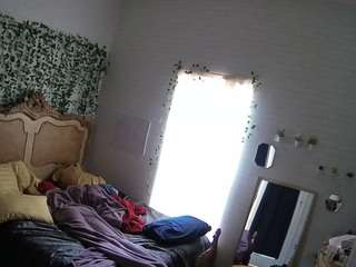voyeurcam-hornyhostel-03