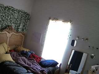 voyeurcam-hornyhostel-03