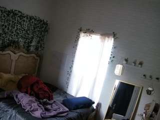 voyeurcam-hornyhostel-03