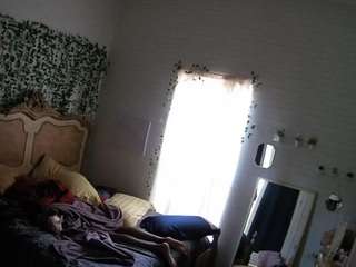 voyeurcam-hornyhostel-03