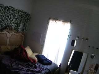 voyeurcam-hornyhostel-03