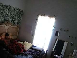 voyeurcam-hornyhostel-03