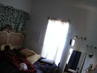 voyeurcam-hornyhostel-03