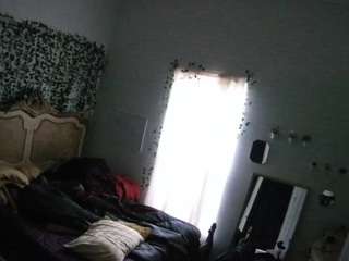 voyeurcam-hornyhostel-03
