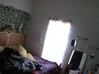 voyeurcam hornyhostel 03