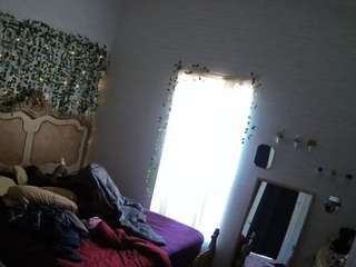voyeurcam hornyhostel 03