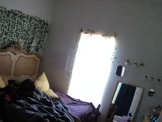 voyeurcam-hornyhostel-03