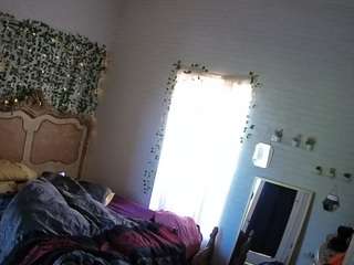 voyeurcam-hornyhostel-03