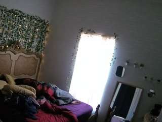 voyeurcam-hornyhostel-03