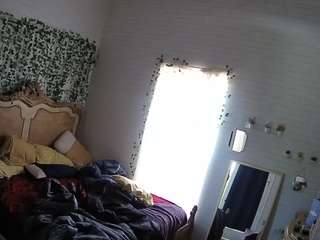 voyeurcam hornyhostel 03