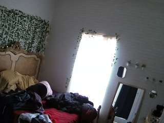 voyeurcam-hornyhostel-03