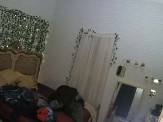 voyeurcam hornyhostel 03