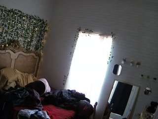 voyeurcam hornyhostel 03