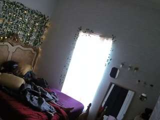 voyeurcam hornyhostel 03