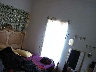 voyeurcam-hornyhostel-03