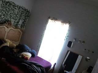 voyeurcam hornyhostel 03