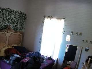 voyeurcam-hornyhostel-03