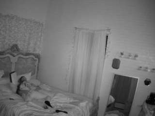 voyeurcam-hornyhostel-03