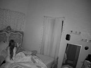 voyeurcam-hornyhostel-03 Webcam Model Profile