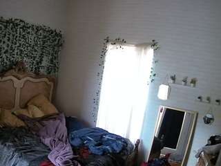 voyeurcam-hornyhostel-03