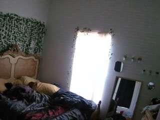 voyeurcam hornyhostel 03