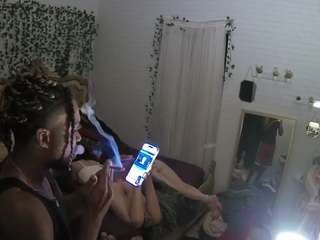 voyeurcam hornyhostel 03