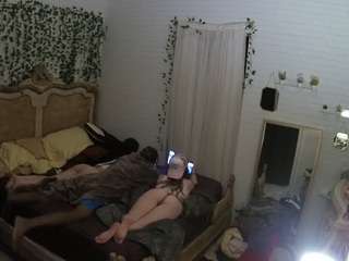 voyeurcam-hornyhostel-03