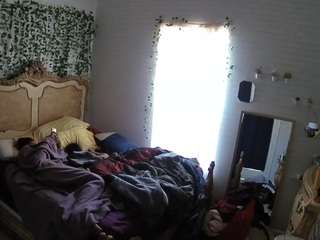 voyeurcam hornyhostel 03