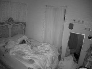 voyeurcam hornyhostel 03