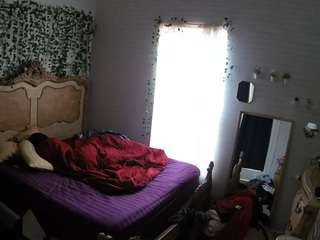 voyeurcam hornyhostel 03