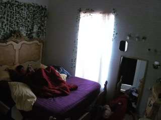 voyeurcam hornyhostel 03