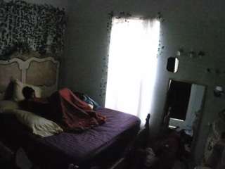 voyeurcam hornyhostel 03