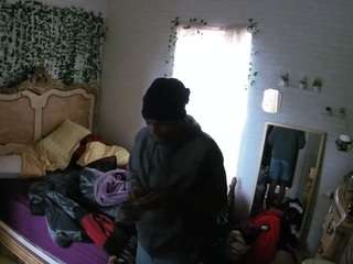 voyeurcam-hornyhostel-03