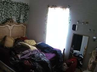 voyeurcam hornyhostel 03