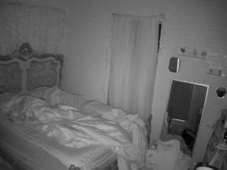 voyeurcam hornyhostel 03