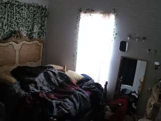 voyeurcam hornyhostel 03