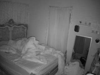 voyeurcam-hornyhostel-03