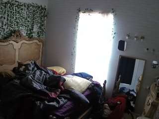 voyeurcam hornyhostel 03