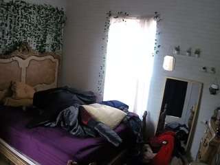 voyeurcam hornyhostel 03