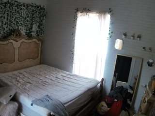 voyeurcam hornyhostel 03