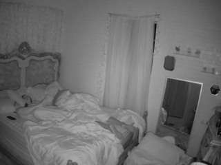 voyeurcam hornyhostel 03