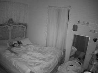 voyeurcam hornyhostel 03