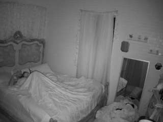 voyeurcam hornyhostel 03