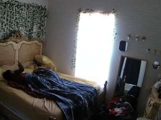 voyeurcam hornyhostel 03