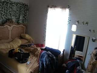 voyeurcam hornyhostel 03